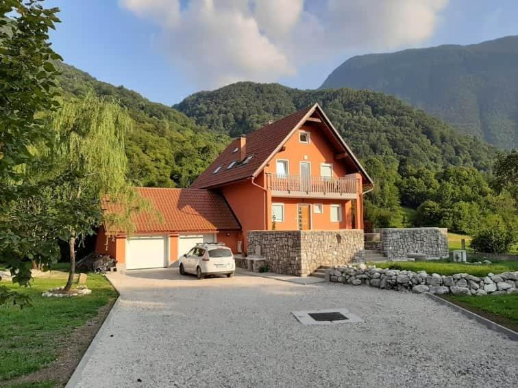 Pocitniska Hisa Nad Soco Villa Bovec Eksteriør billede